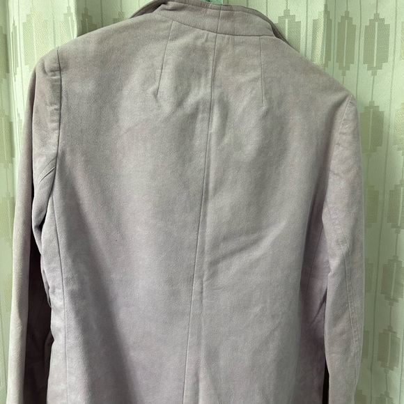 Vintage Lavender Women’s Blazer and Skirt Suit Set - Picture 3 of 7